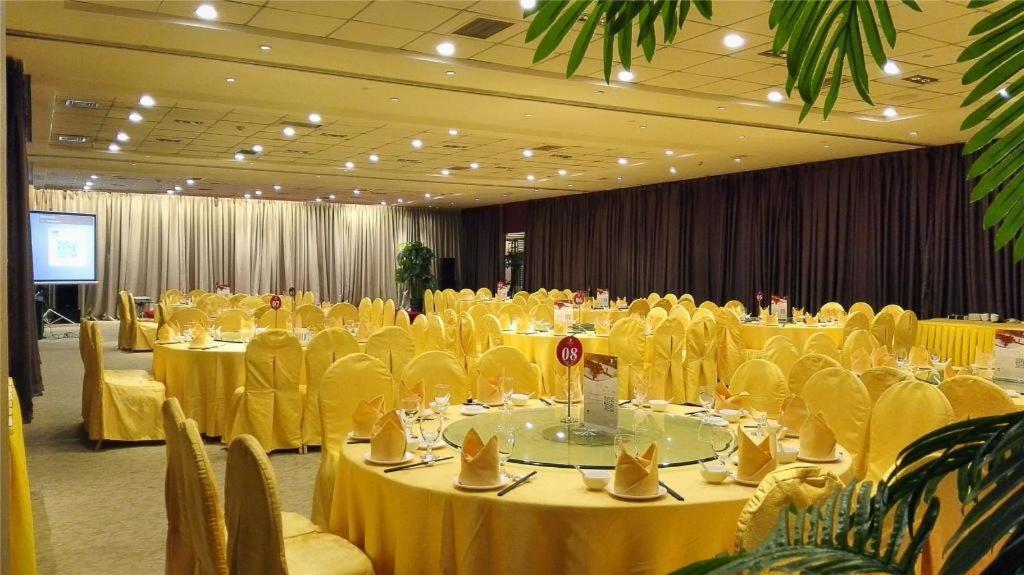 Shenyang Haiyun Jinjiang International Hotel Exterior photo