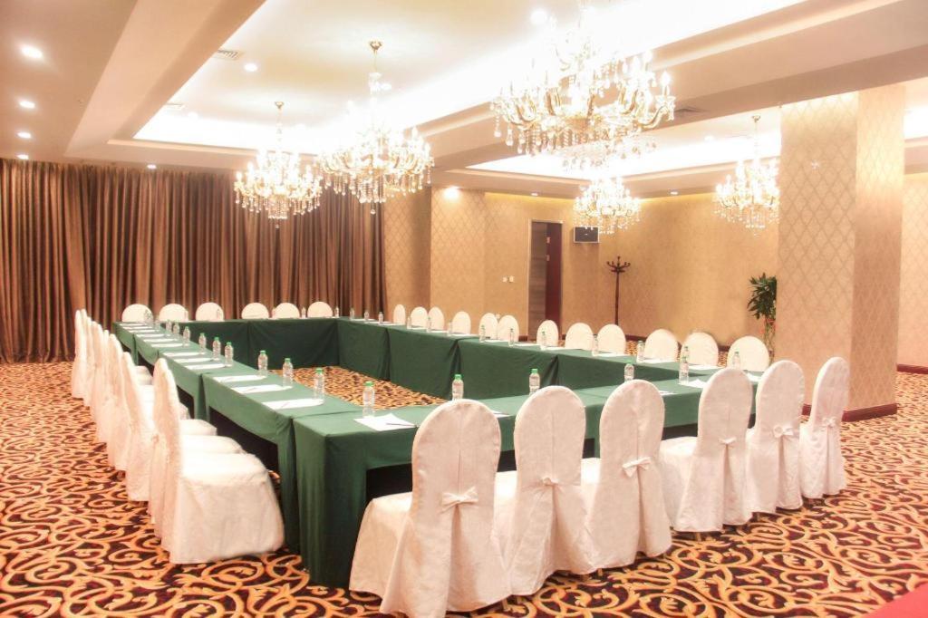 Shenyang Haiyun Jinjiang International Hotel Exterior photo